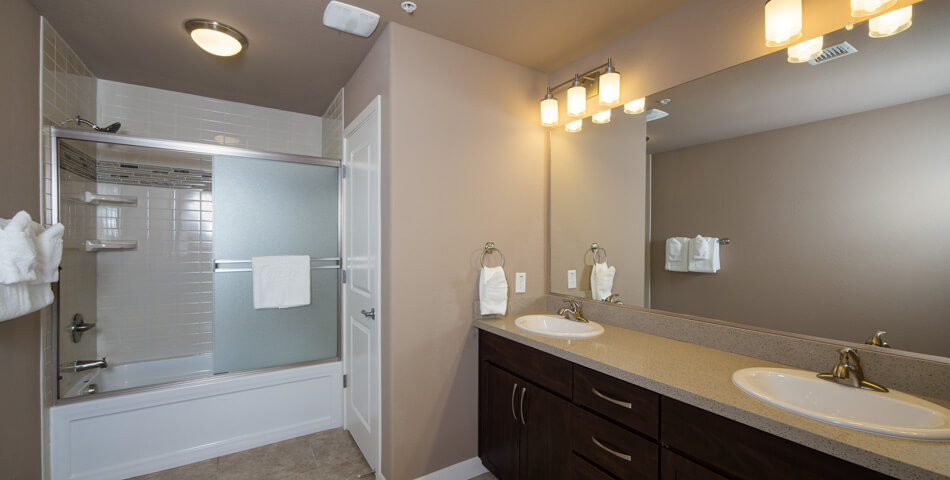 picture of the master bathroom of a two bedroom condo in Phoenix